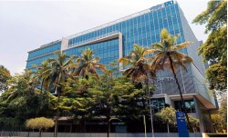 Redbrick Offices - Aveda Meta